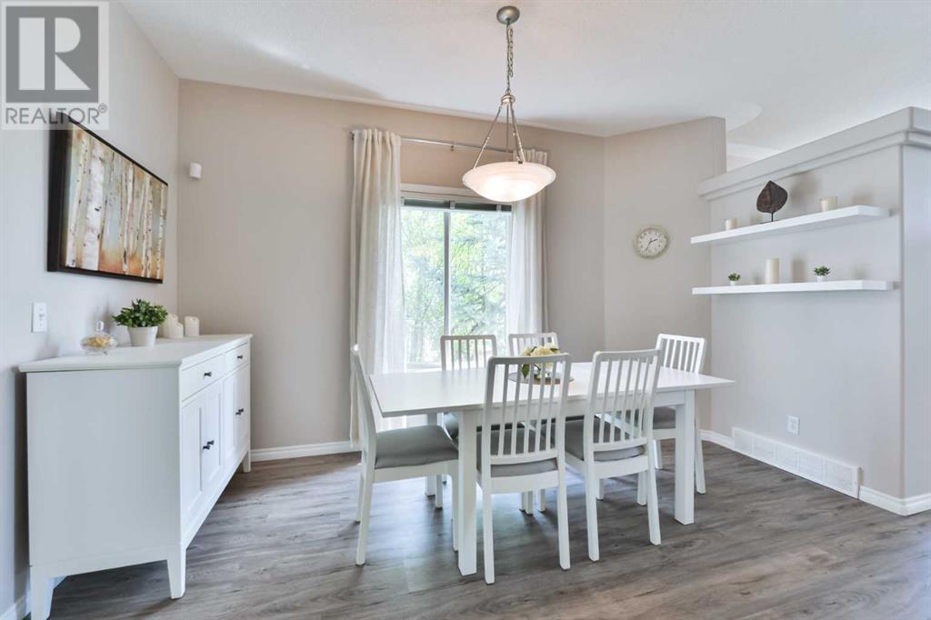 Single Family House for Sale in  Sierra Morena Landing SW Signal Hill Calgary 
