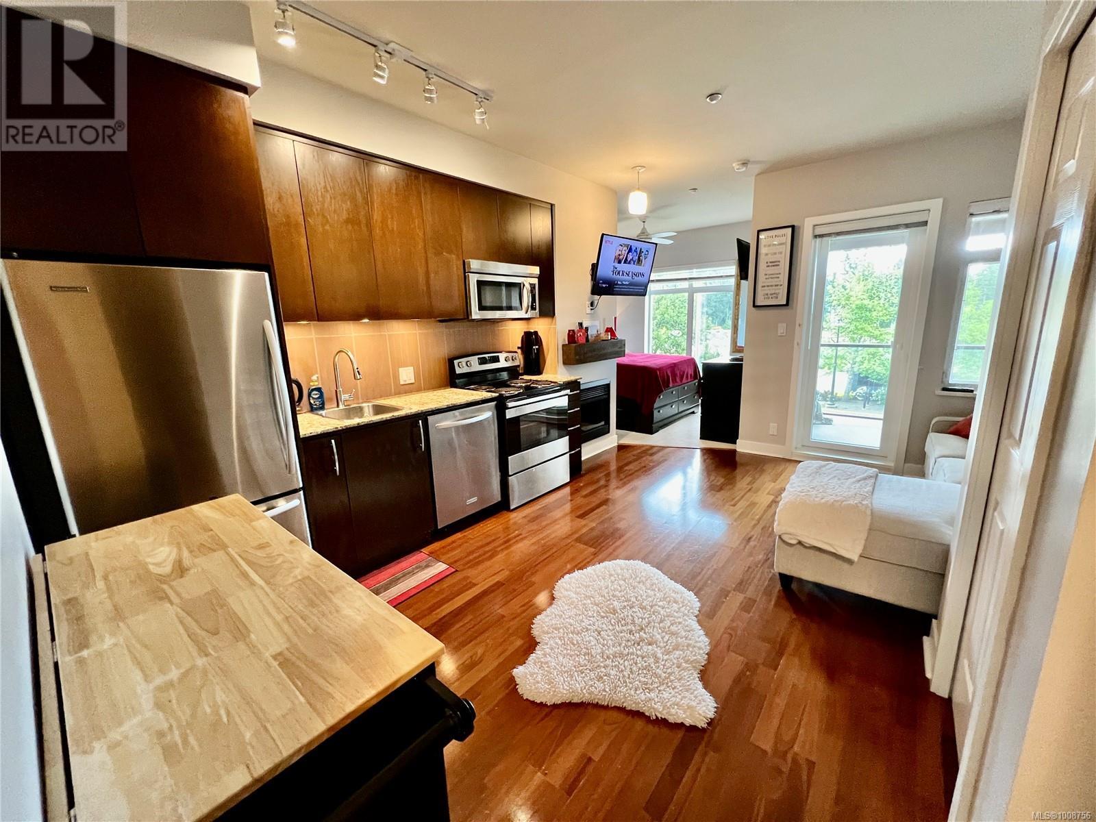 Photo 6 of 219 1395 Bear Mountain Pkwy, Langford BC