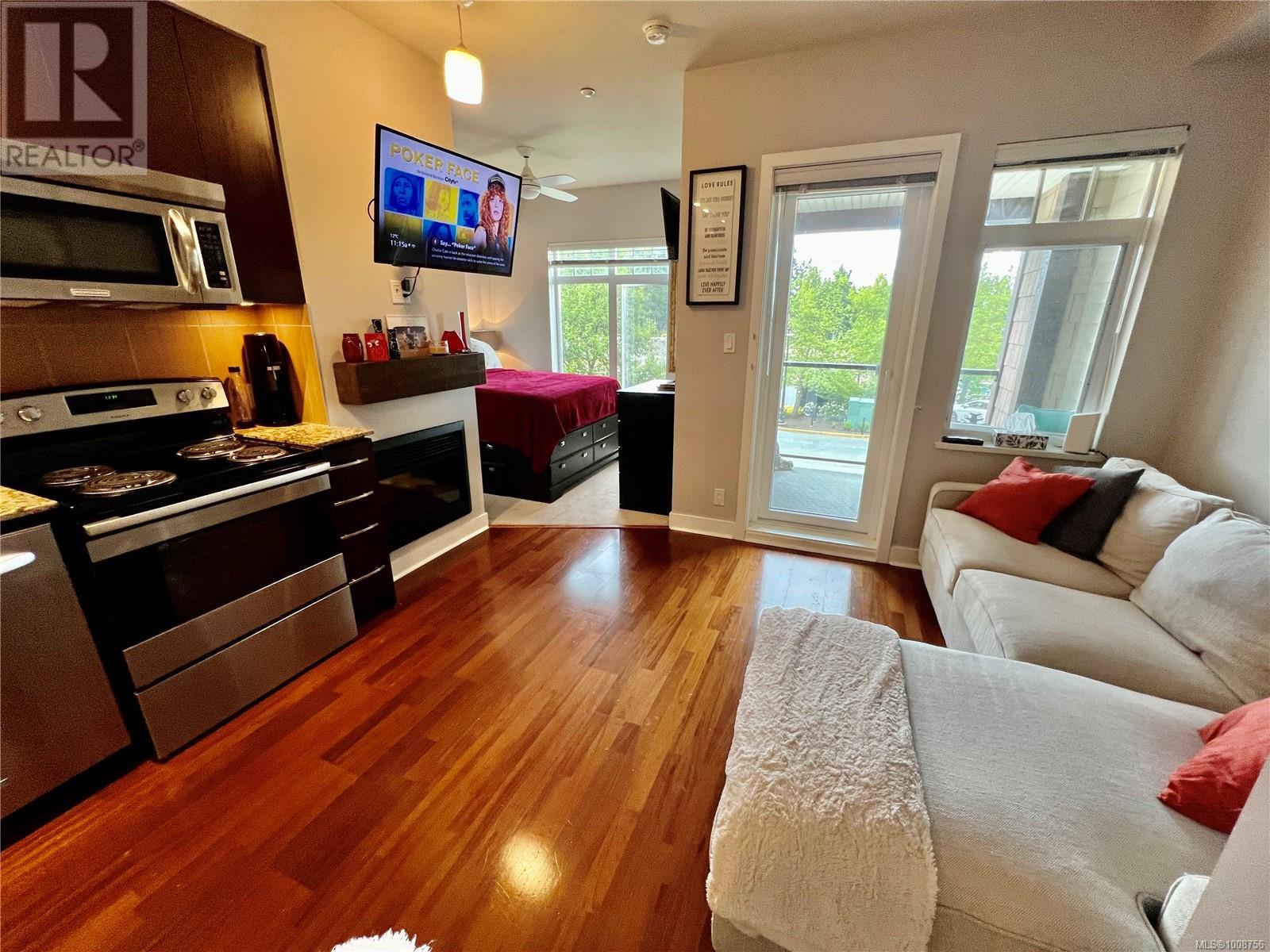Photo 8 of 219 1395 Bear Mountain Pkwy, Langford BC