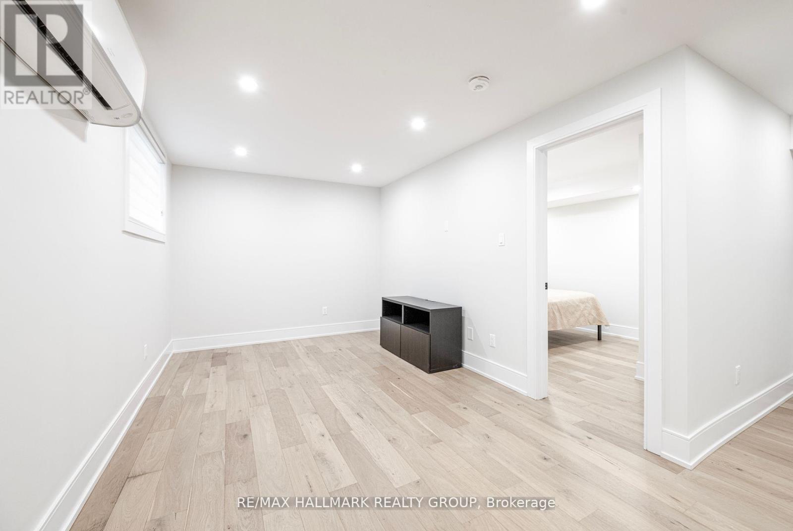 Photo 32 of 185 Carleton Avenue, Ottawa ON