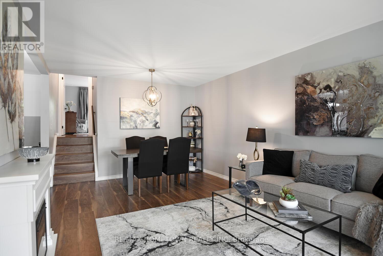 Photo 12 of 108 Windsor Drive, Brockville ON