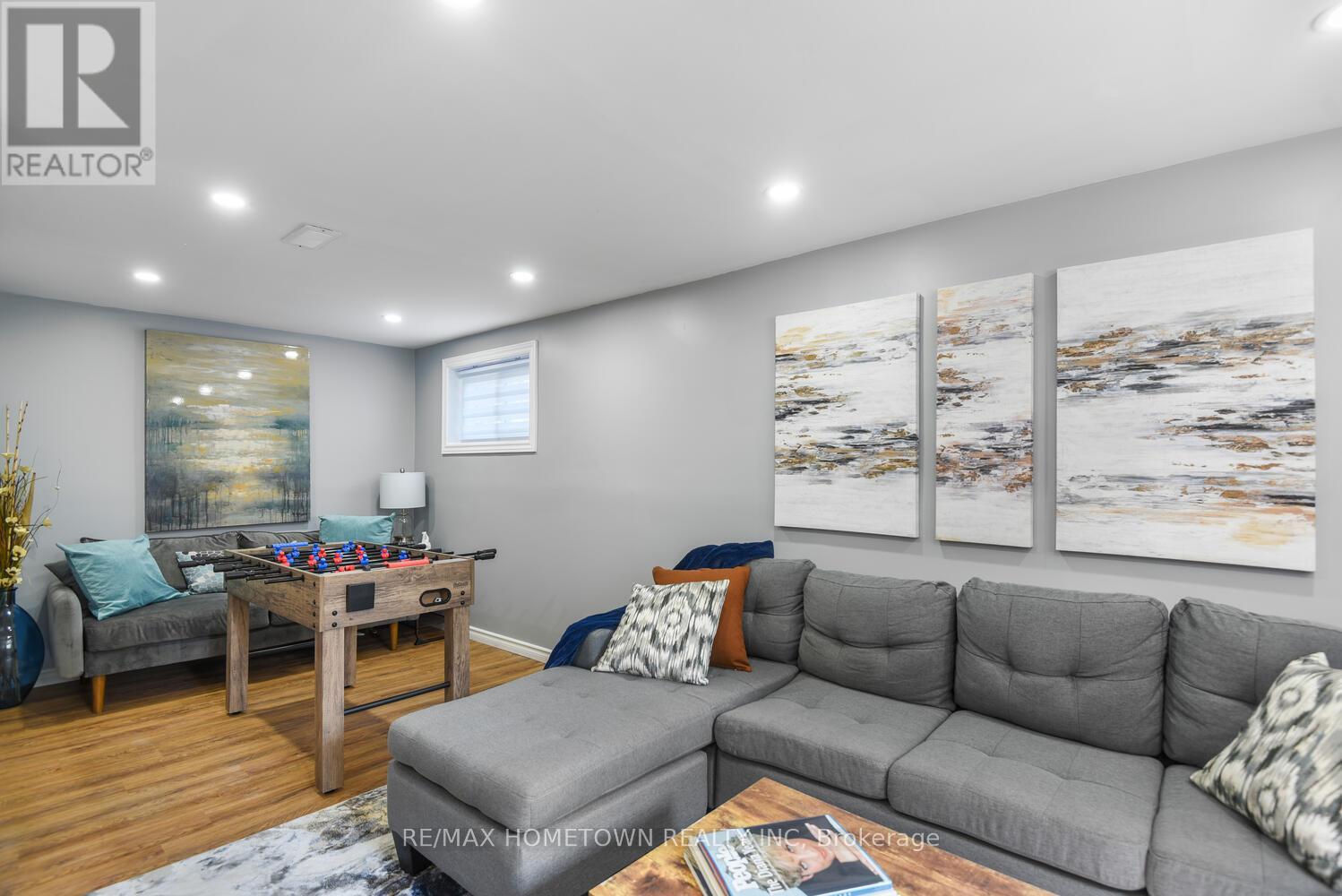 Photo 29 of 108 Windsor Drive, Brockville ON
