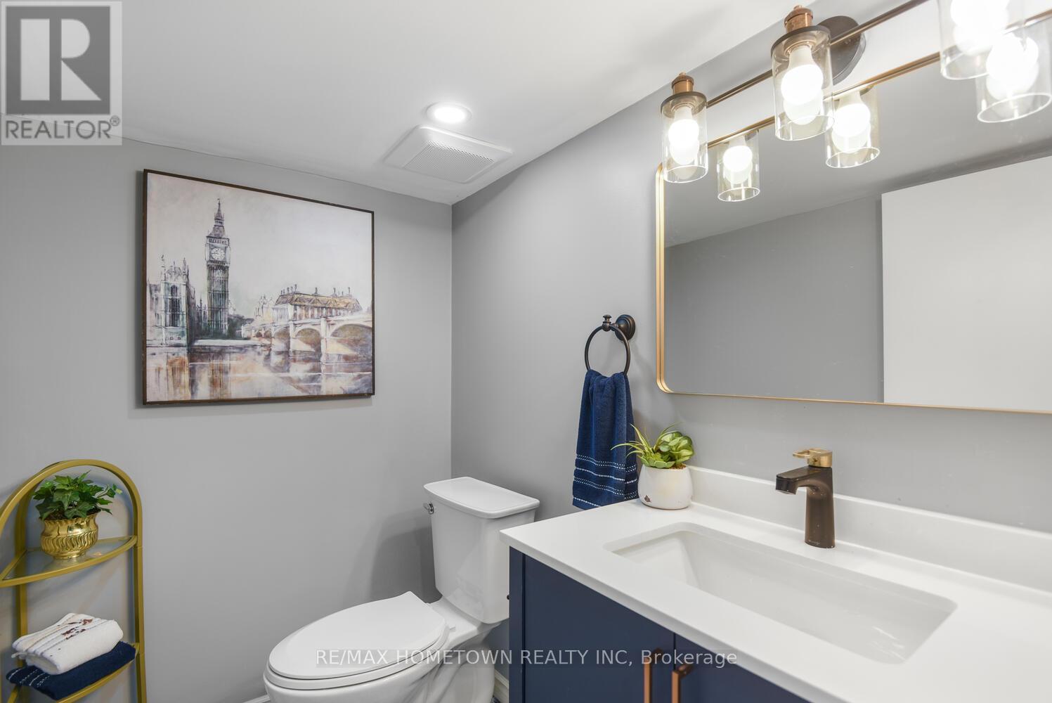 Photo 32 of 108 Windsor Drive, Brockville ON