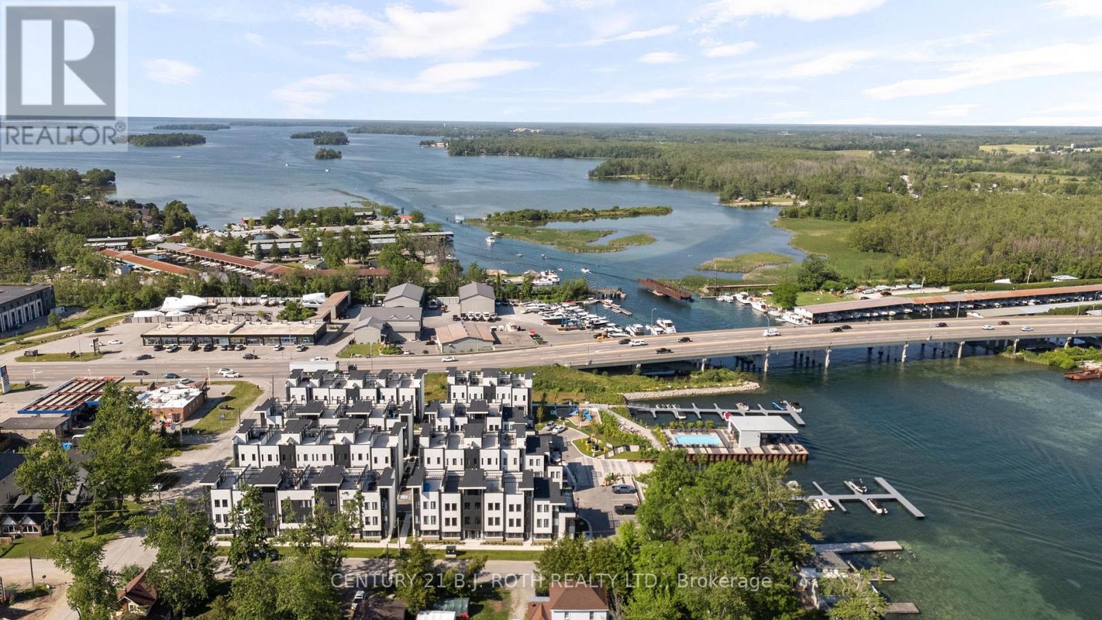 Photo 32 of 3 Mariners Pier Way, Orillia ON
