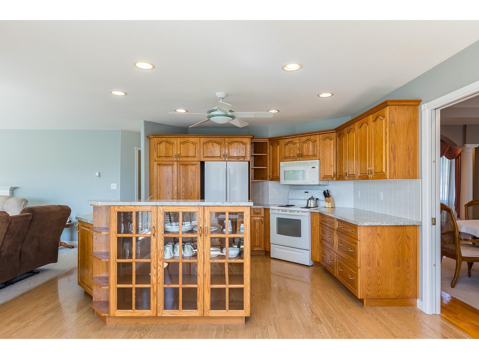 Photo 4 of 35148 Knox Crescent, Abbotsford BC