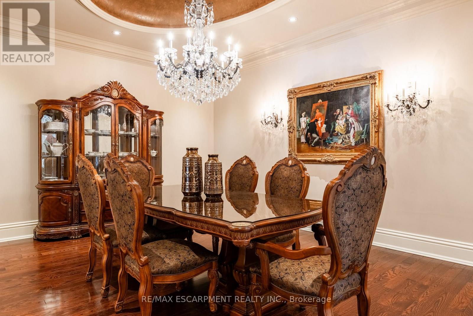 Photo 13 of 2594 Bluffs Way, Burlington ON