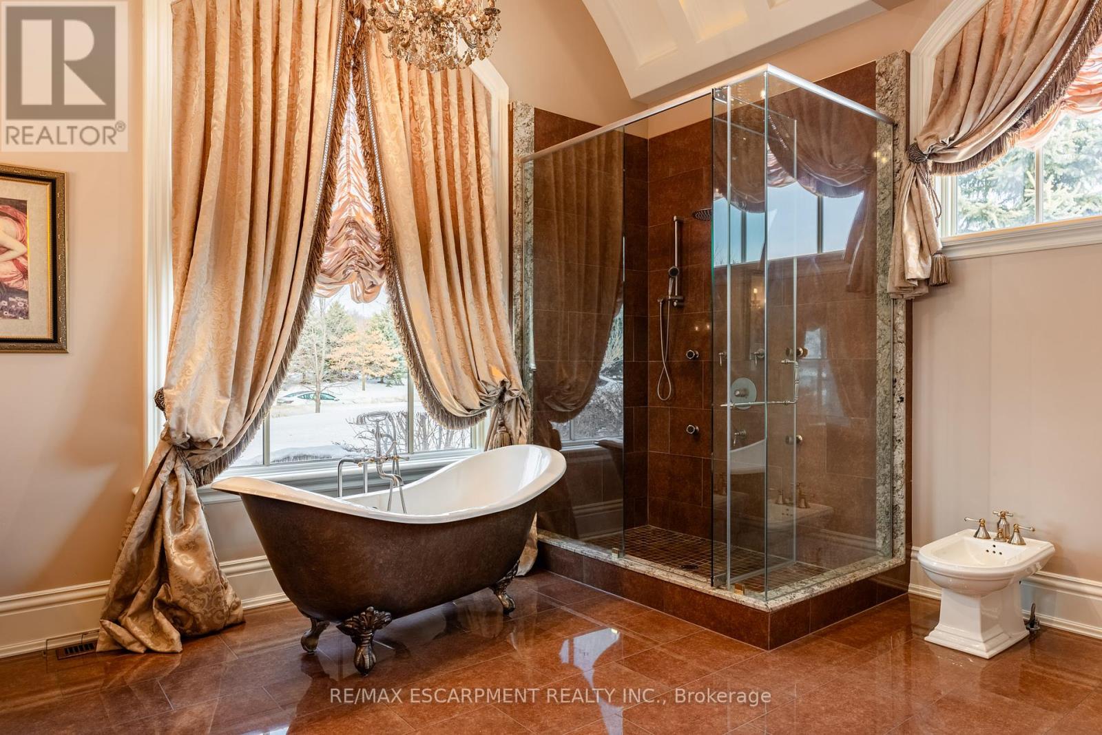 Photo 17 of 2594 Bluffs Way, Burlington ON