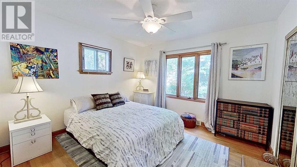 Single Family House Bungalow for Sale in   Avenue NE Renfrew Calgary 