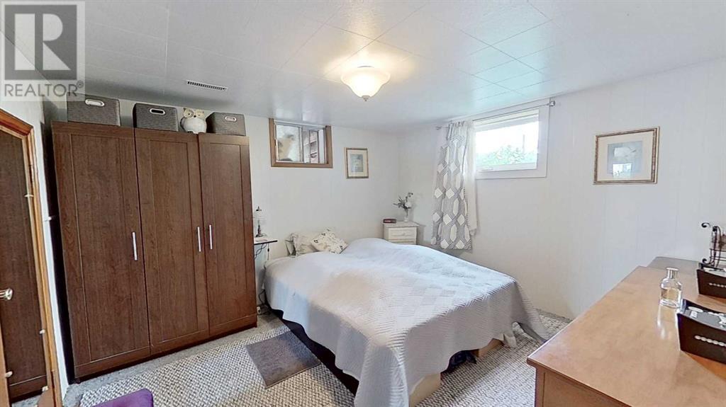 Single Family House Bungalow for Sale in   Avenue NE Renfrew Calgary 