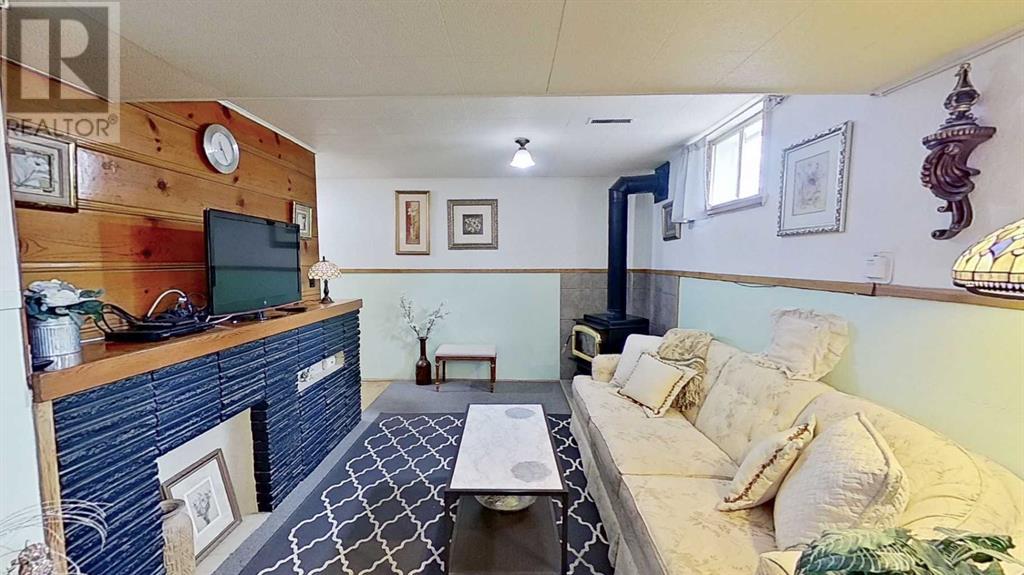 Single Family House Bungalow for Sale in   Avenue NE Renfrew Calgary 