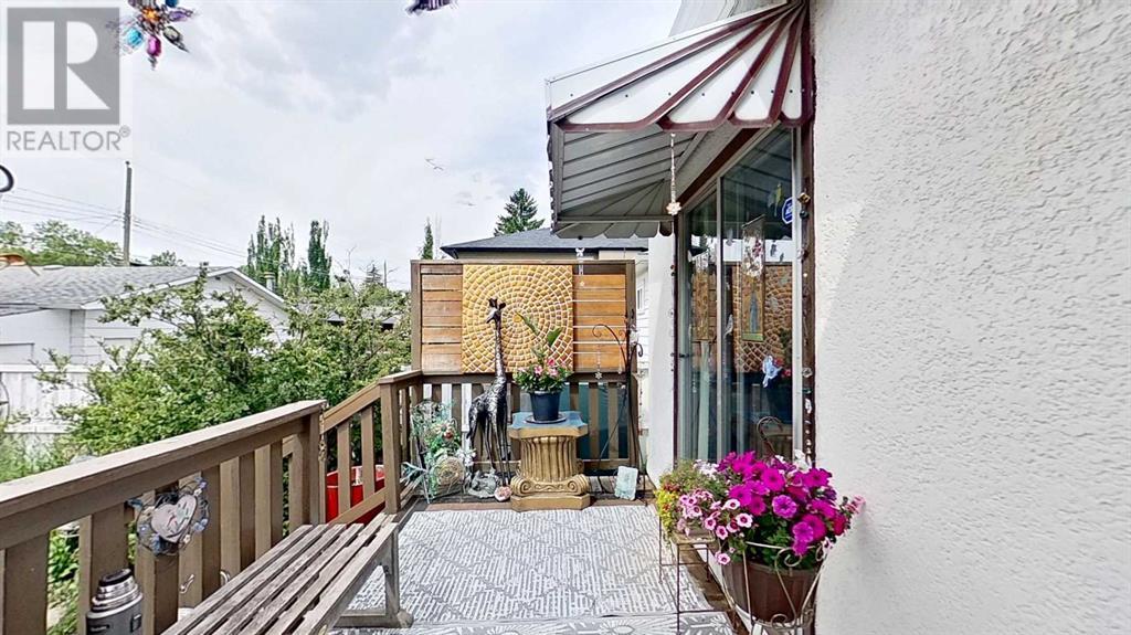 Single Family House Bungalow for Sale in   Avenue NE Renfrew Calgary 