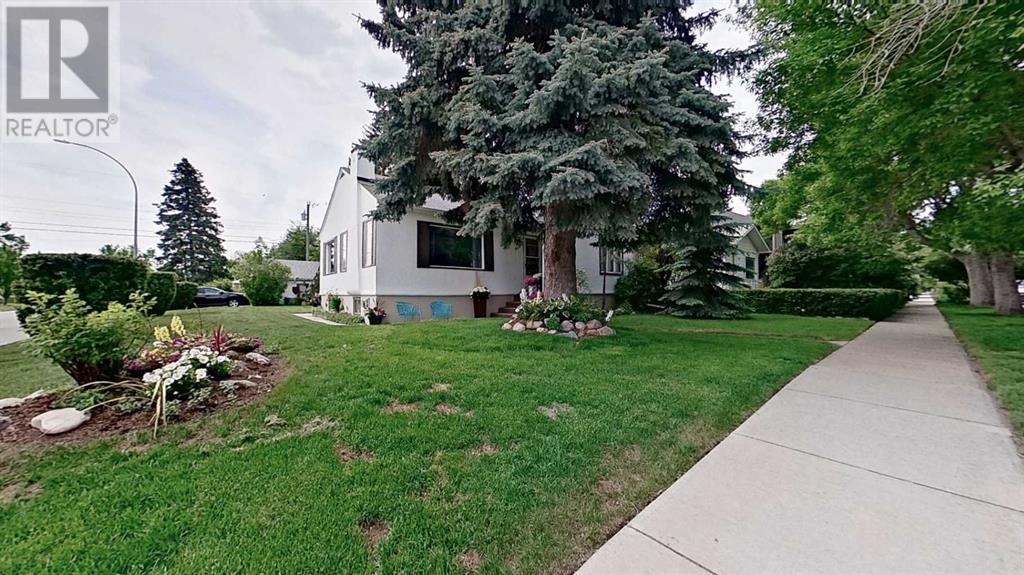 Single Family House Bungalow for Sale in   Avenue NE Renfrew Calgary 