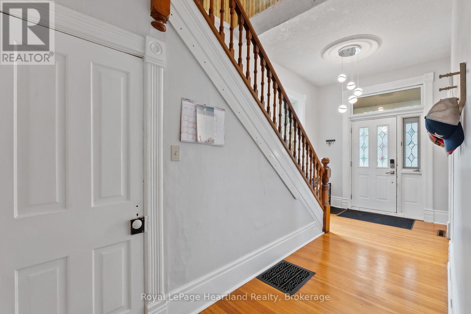 Photo 12 of 125 Elora Street S, Minto ON