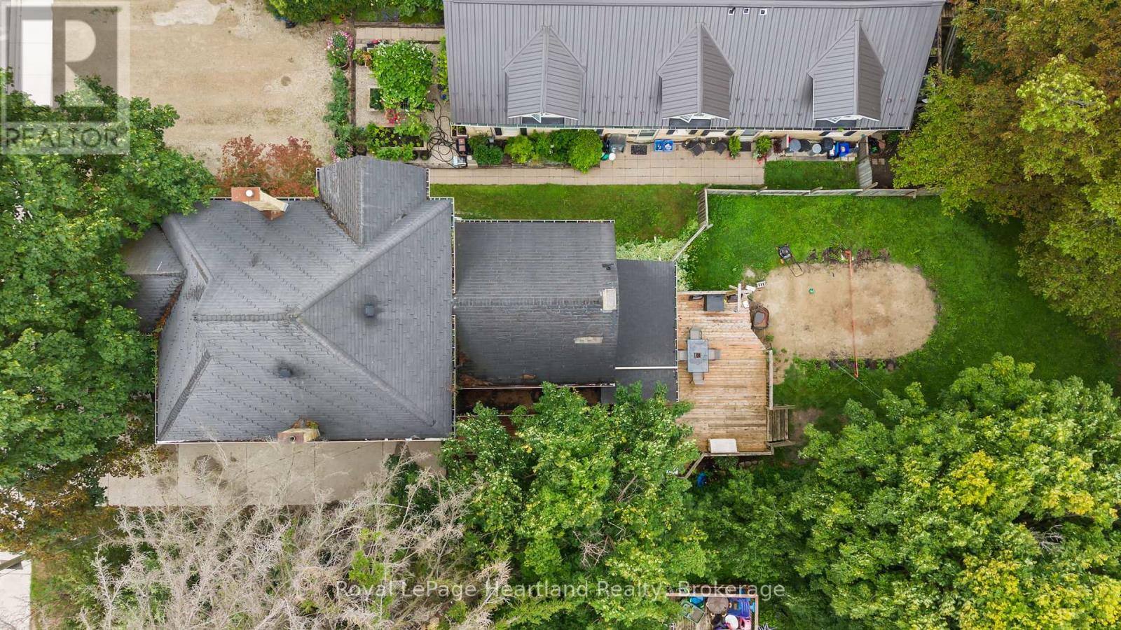 Photo 41 of 125 Elora Street S, Minto ON