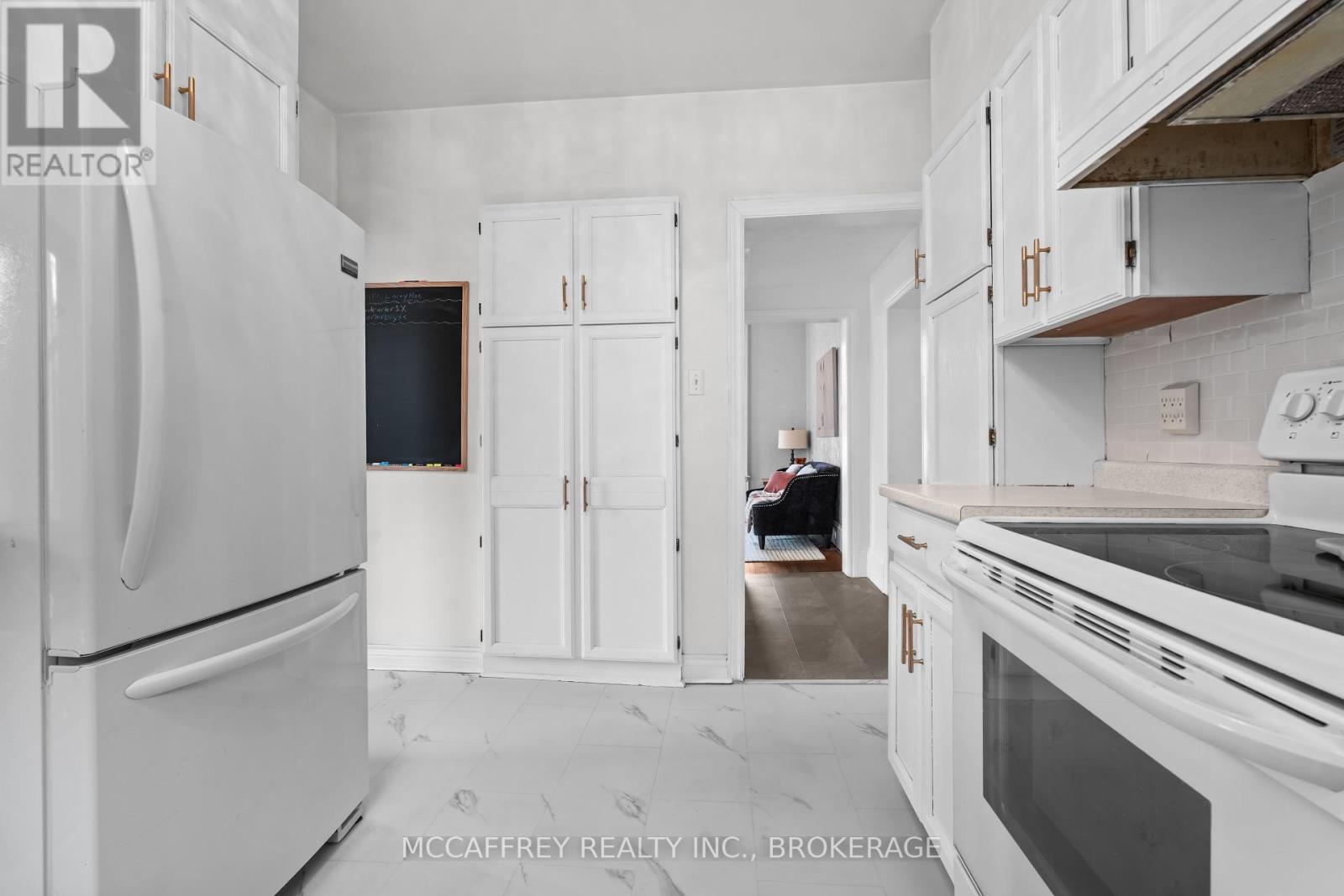 Photo 21 of 209 Centre Street N, Greater Napanee ON