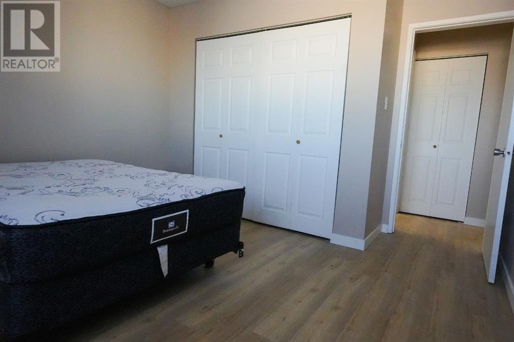 111 Charles Avenue, Fort McMurray