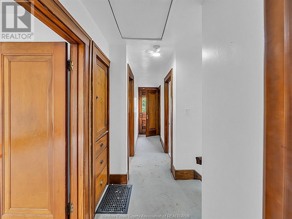 Photo 12 of 528 Partington, Windsor ON