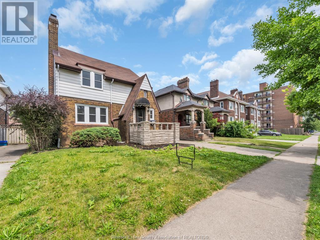 Photo 34 of 528 Partington, Windsor ON