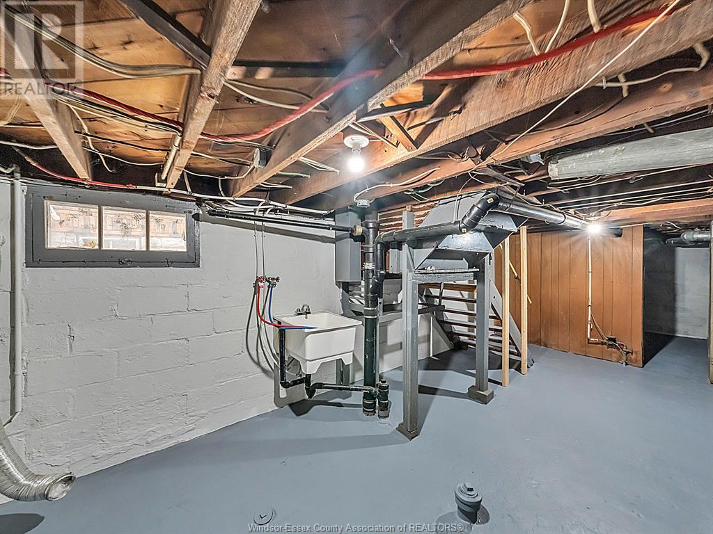 Photo 26 of 528 Partington, Windsor ON