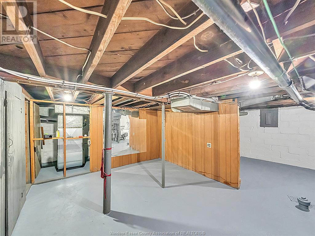 Photo 18 of 528 Partington, Windsor ON