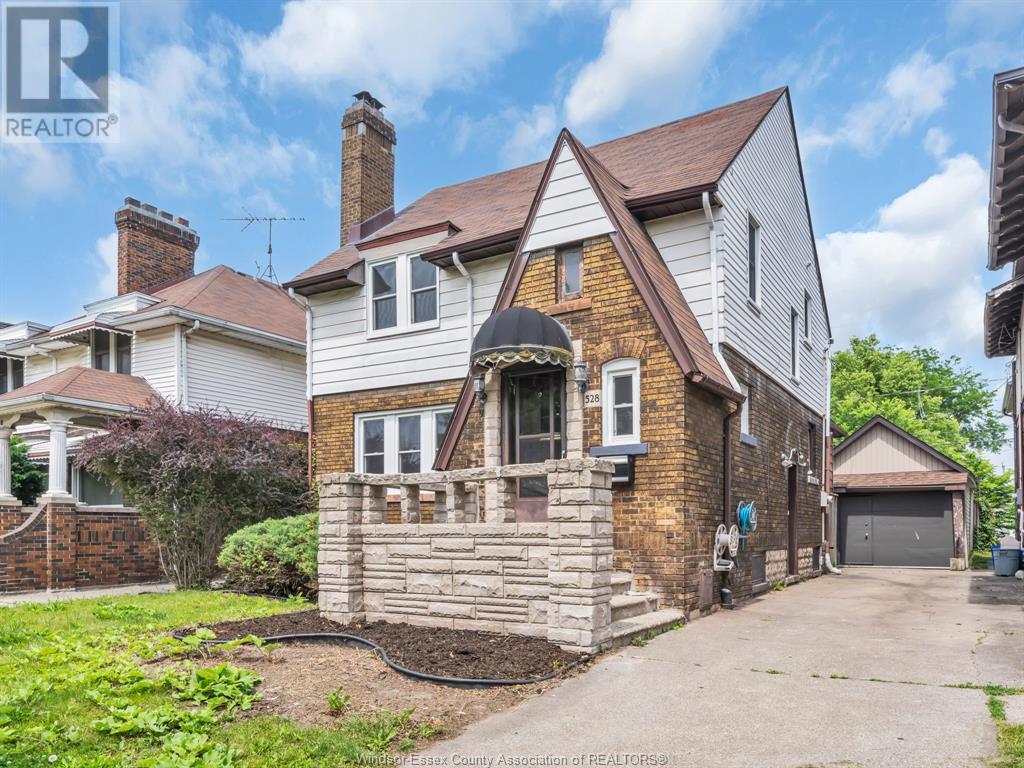 Photo 19 of 528 Partington, Windsor ON