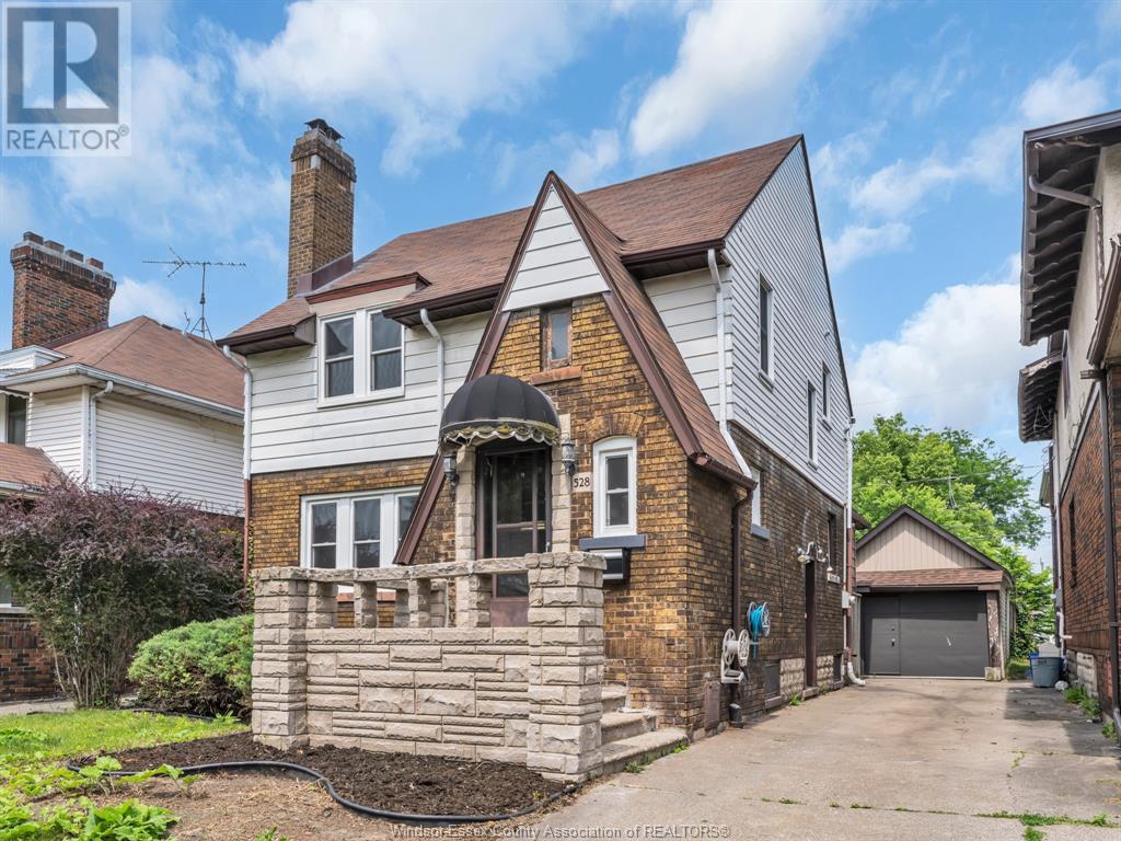 Photo 35 of 528 Partington, Windsor ON