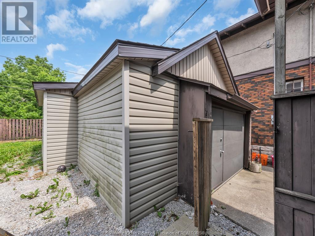 Photo 27 of 528 Partington, Windsor ON