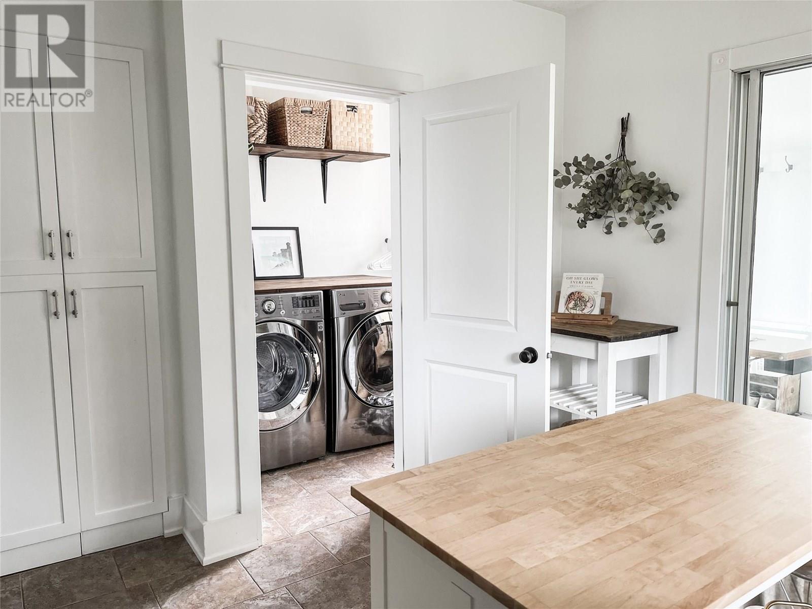 10918 PRAIRIE VALLEY Road, Summerland