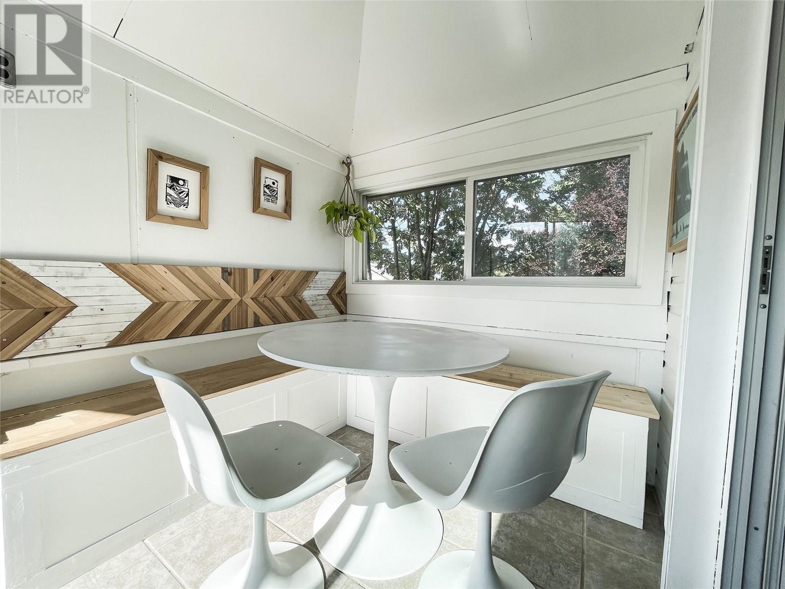 10918 PRAIRIE VALLEY Road, Summerland