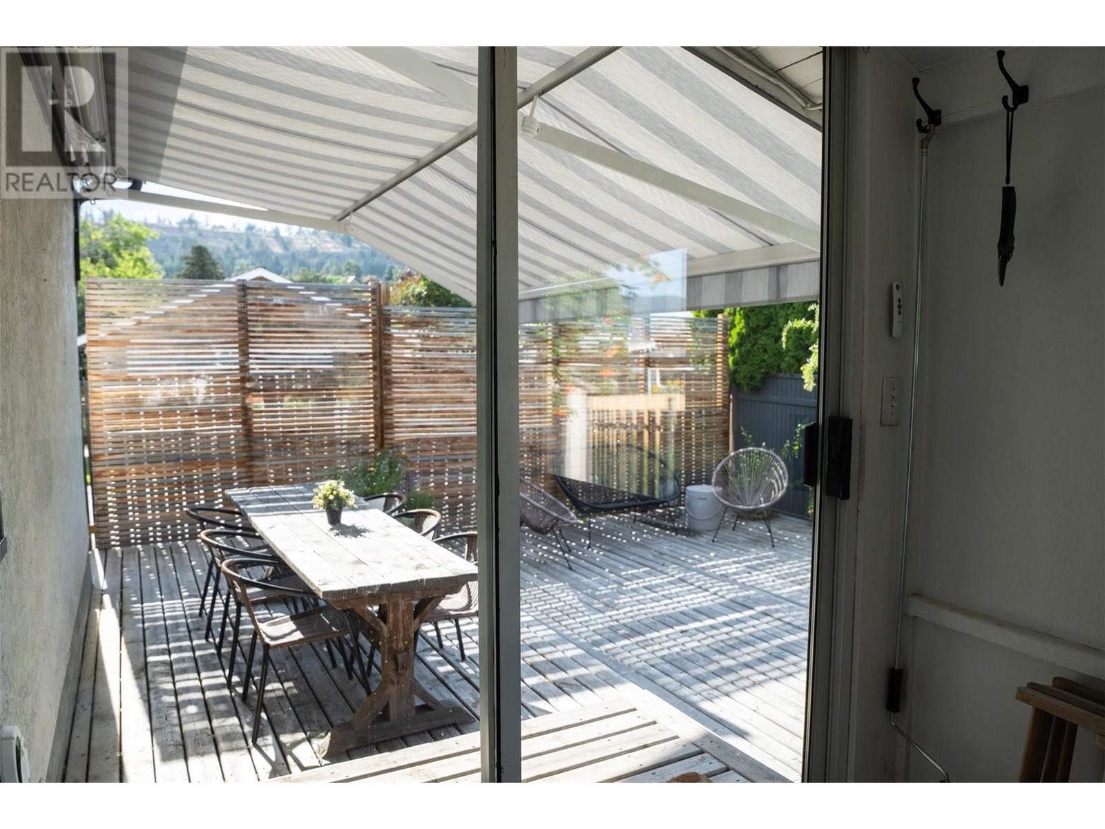 10918 PRAIRIE VALLEY Road, Summerland