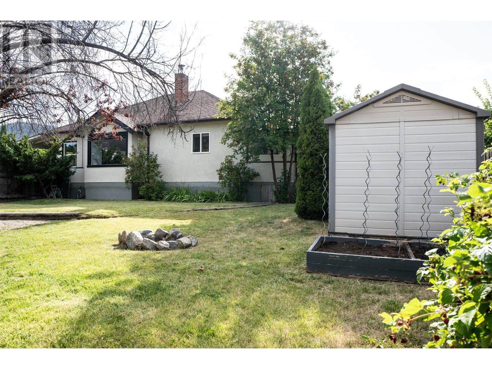 10918 PRAIRIE VALLEY Road, Summerland