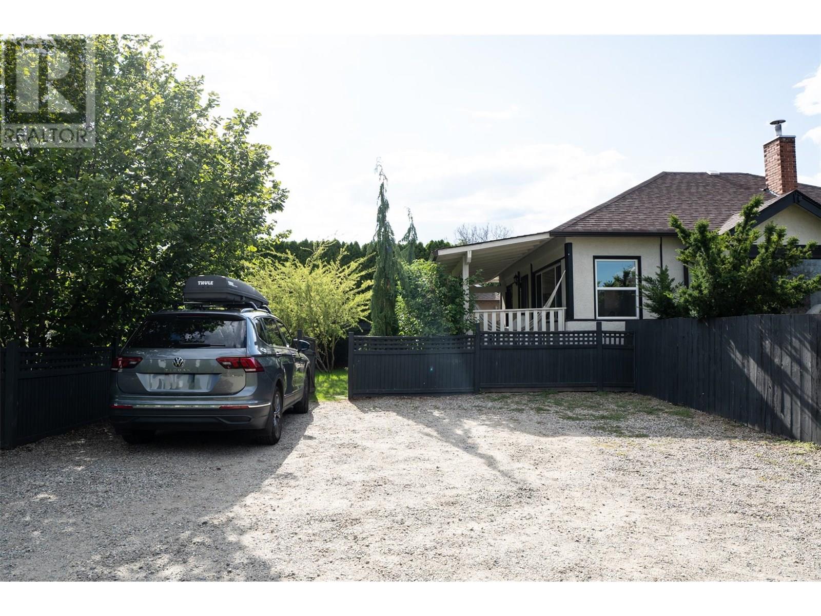 10918 PRAIRIE VALLEY Road, Summerland