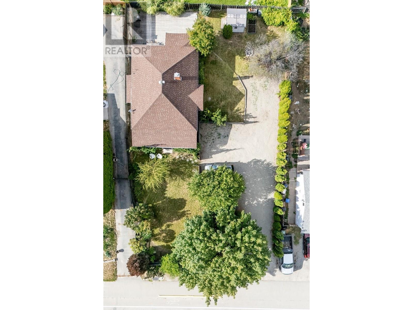 10918 PRAIRIE VALLEY Road, Summerland