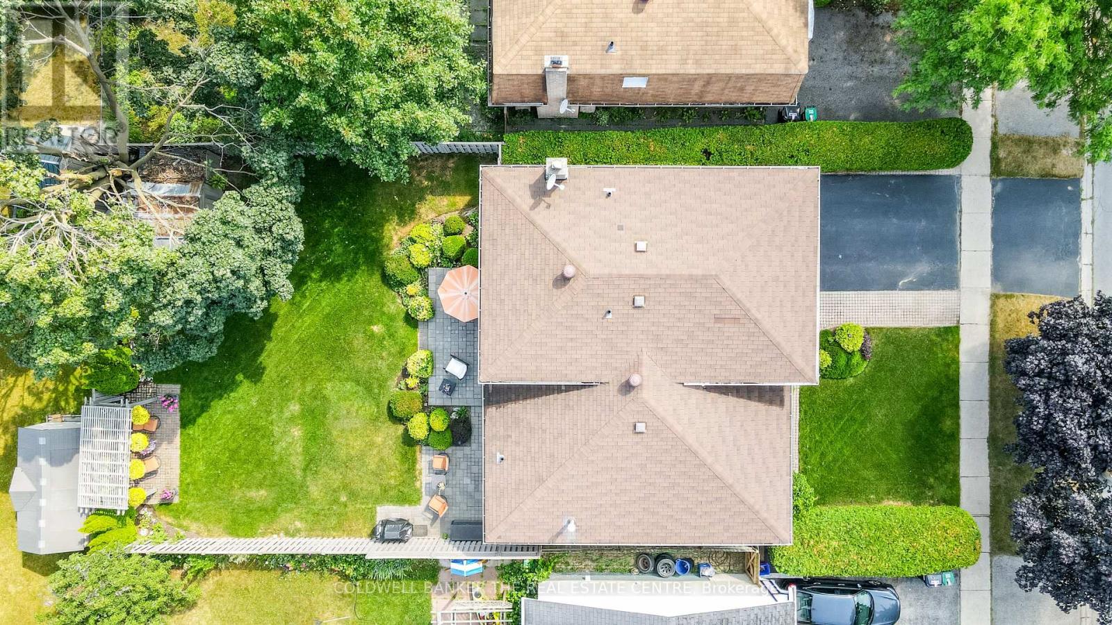 Photo 16 of 60 Chieftain Crescent, Barrie ON