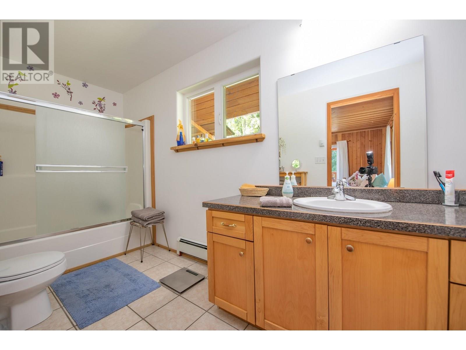 296 Trinity Valley Road, Lumby