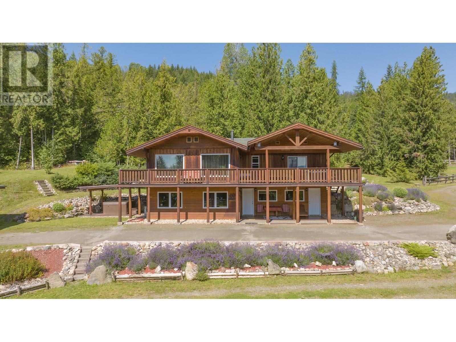 296 Trinity Valley Road, Lumby