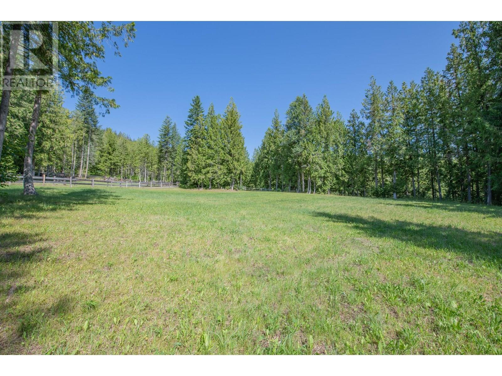 296 Trinity Valley Road, Lumby