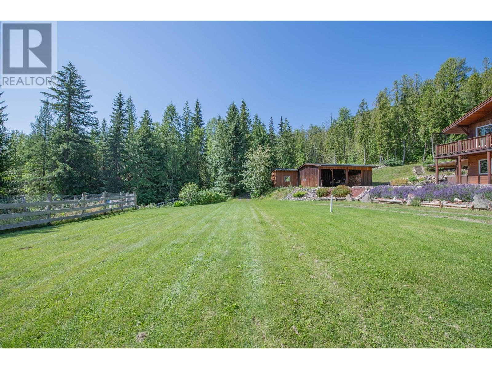 296 Trinity Valley Road, Lumby