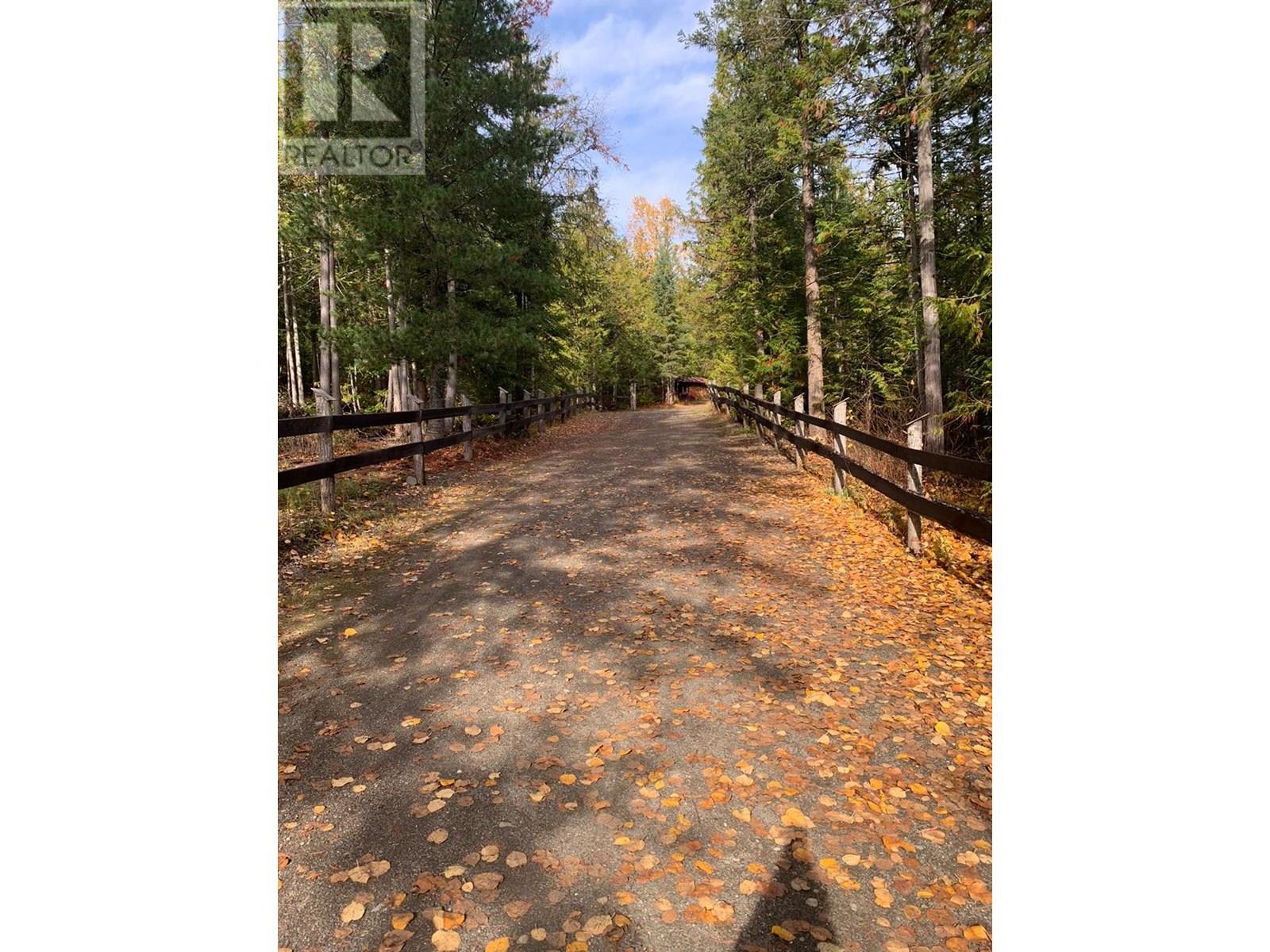 296 Trinity Valley Road, Lumby