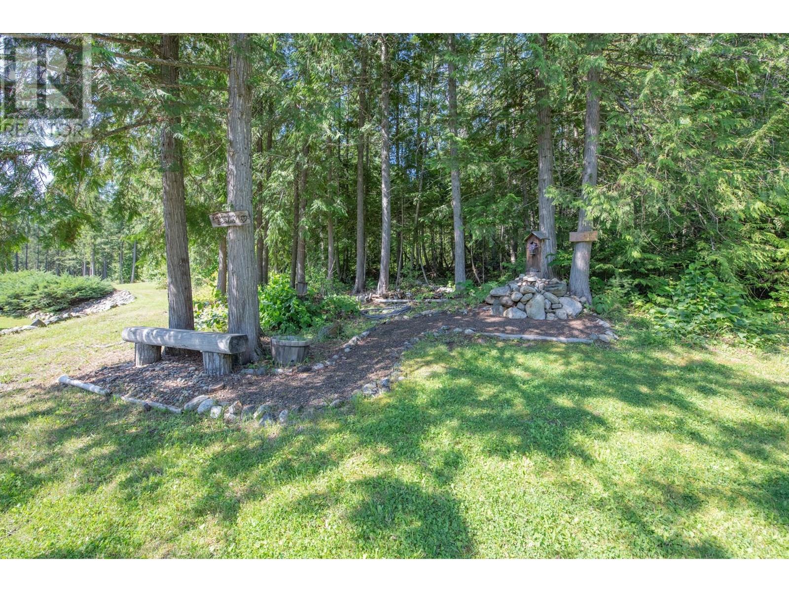 296 Trinity Valley Road, Lumby