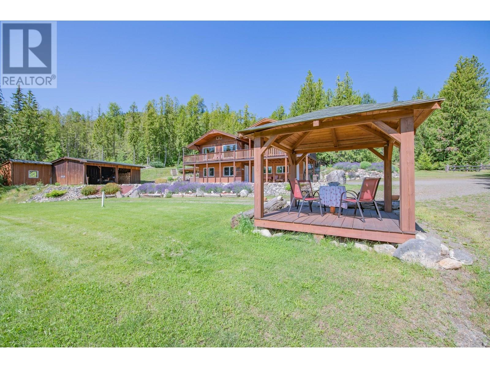 296 Trinity Valley Road, Lumby
