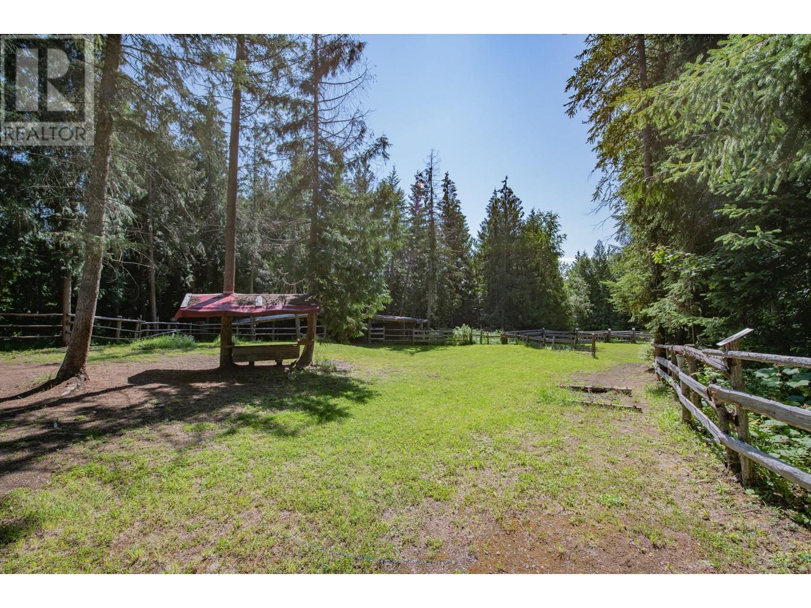296 Trinity Valley Road, Lumby