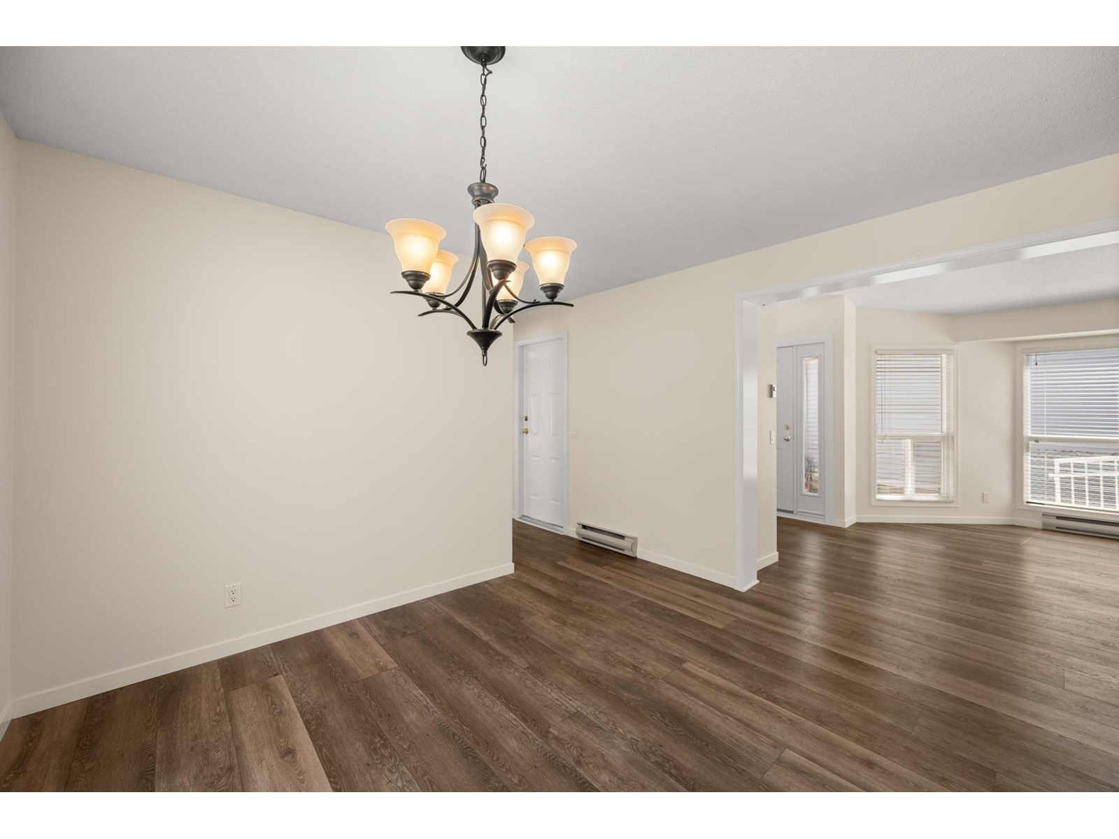 Photo 38 of 54 2345 Cranley Drive, Surrey BC