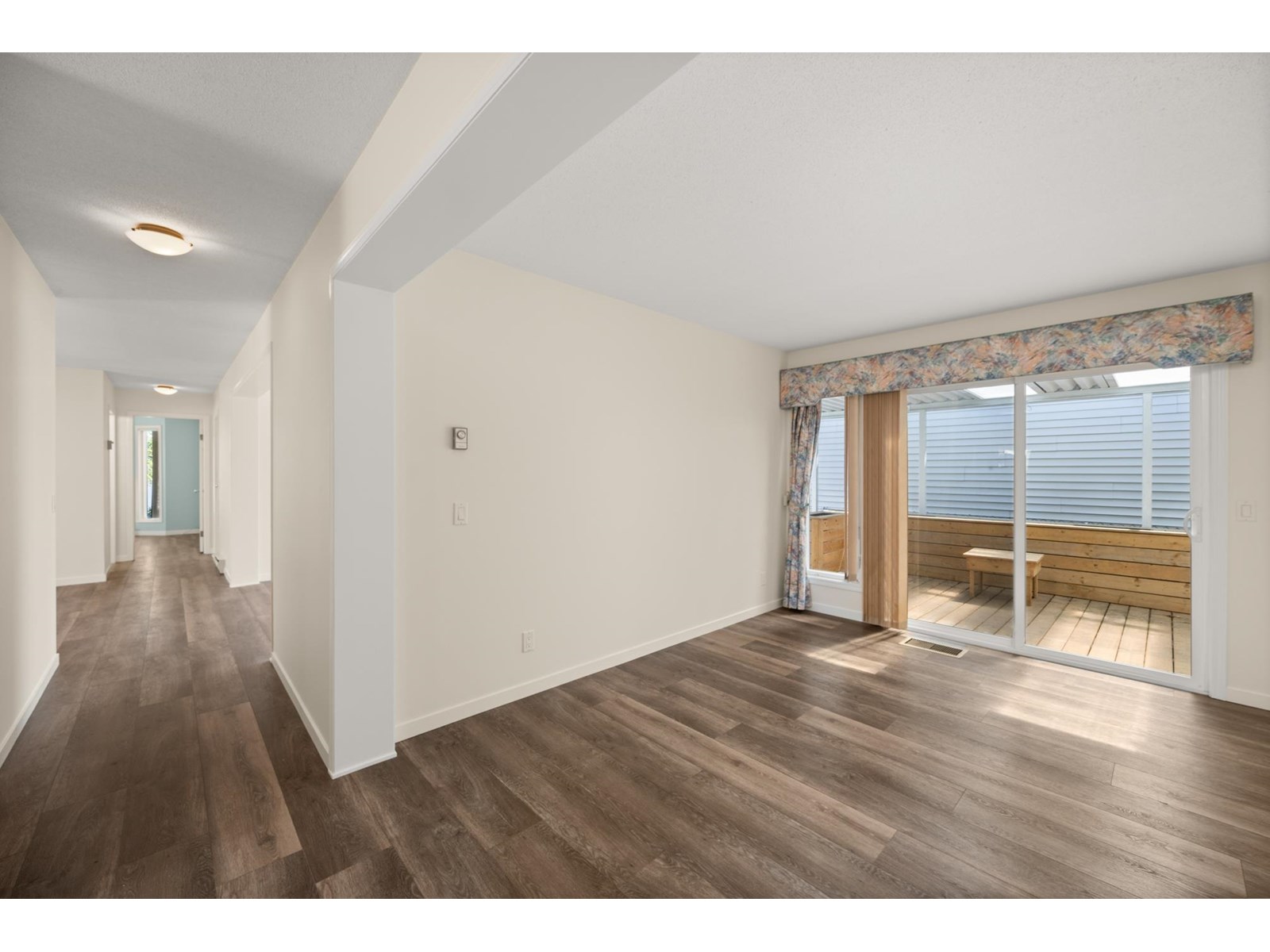Photo 15 of 54 2345 Cranley Drive, Surrey BC