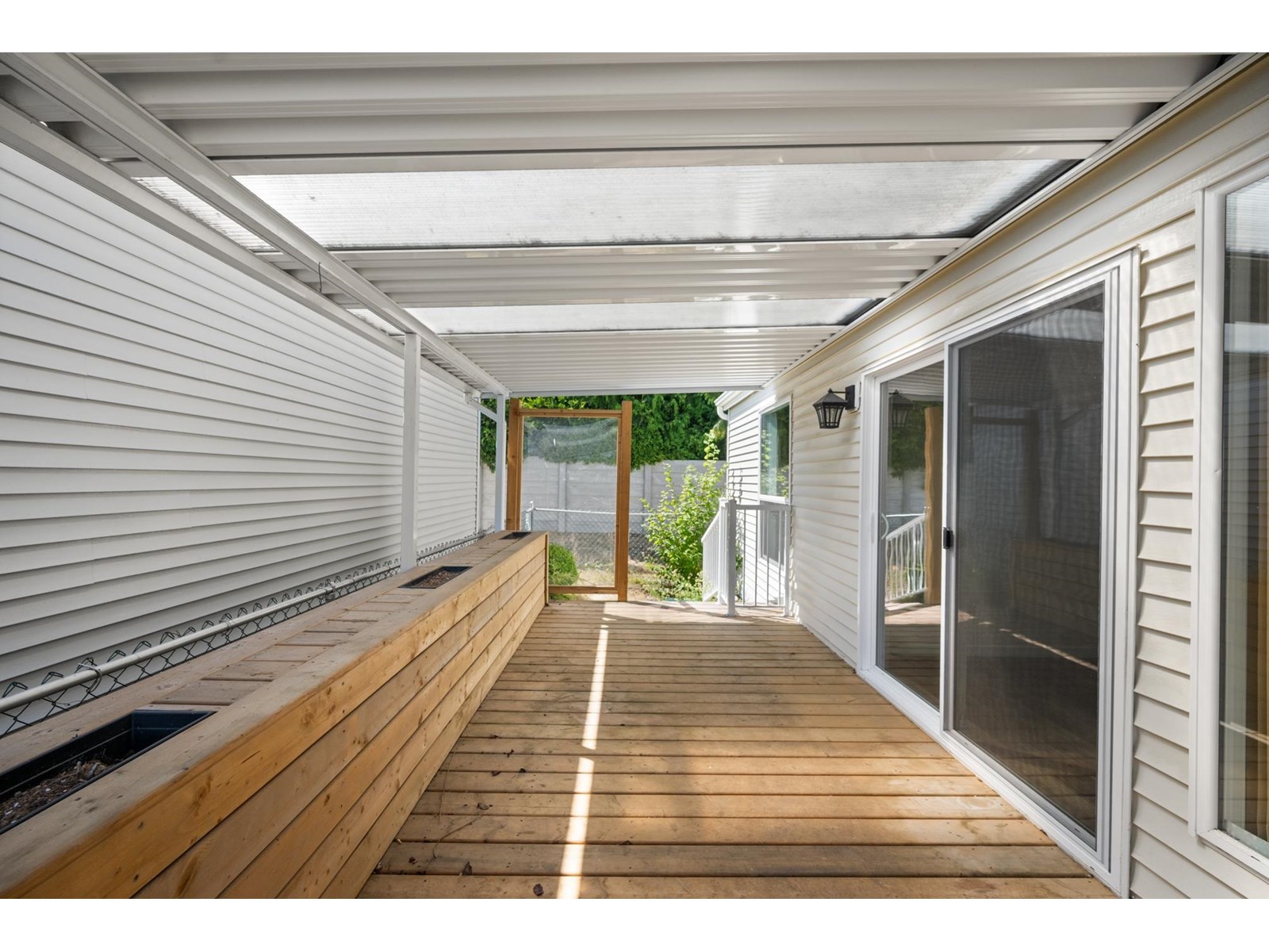 Photo 11 of 54 2345 Cranley Drive, Surrey BC