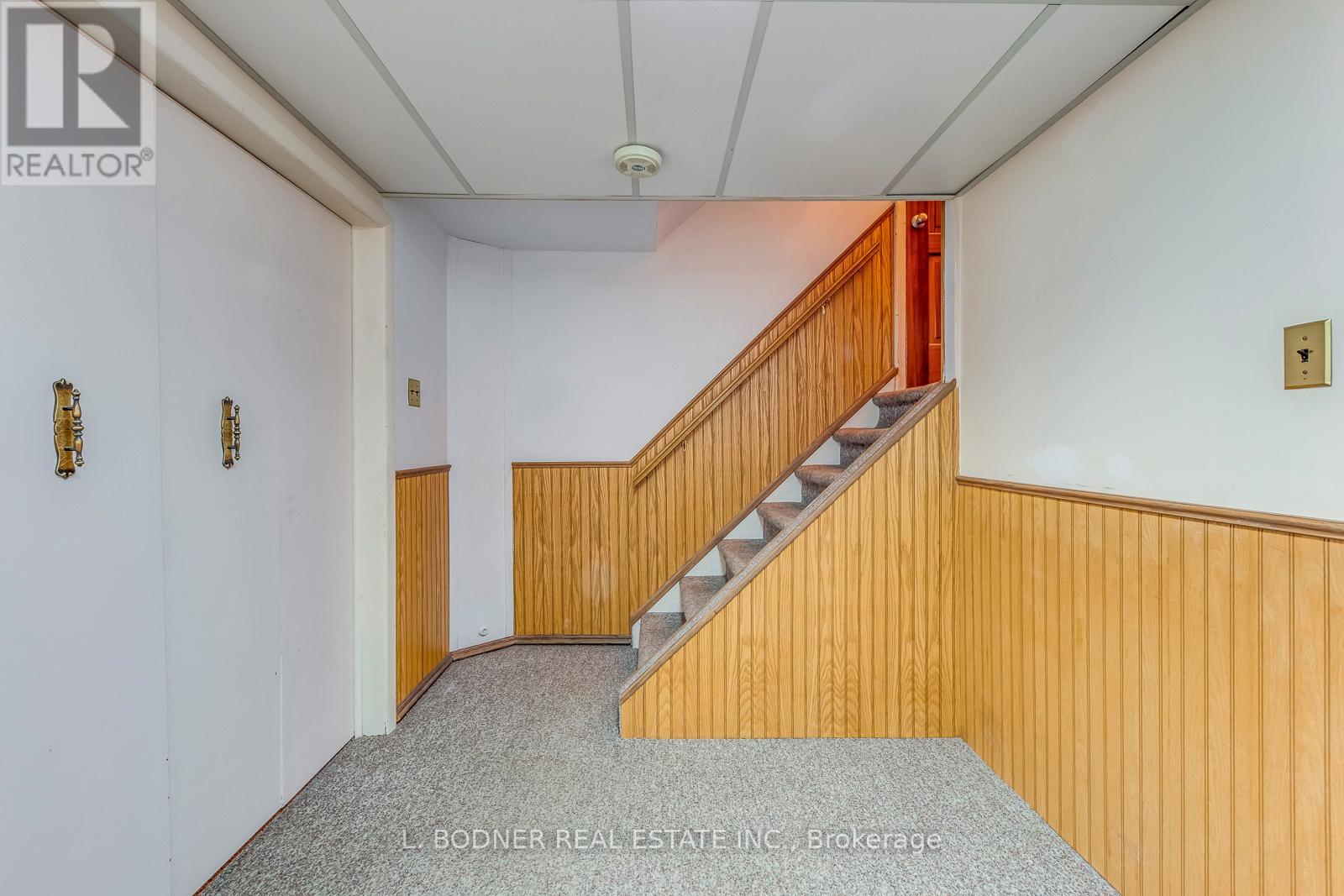 Photo 24 of 150 Silverhill Drive, Toronto ON