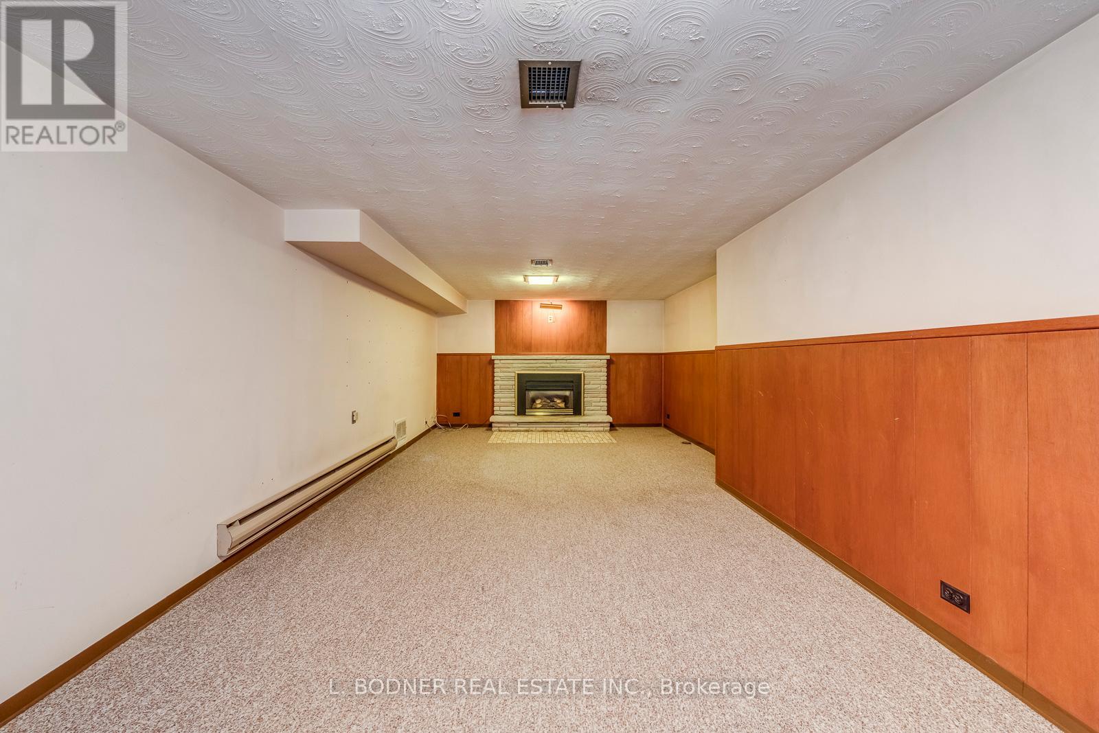 Photo 25 of 150 Silverhill Drive, Toronto ON