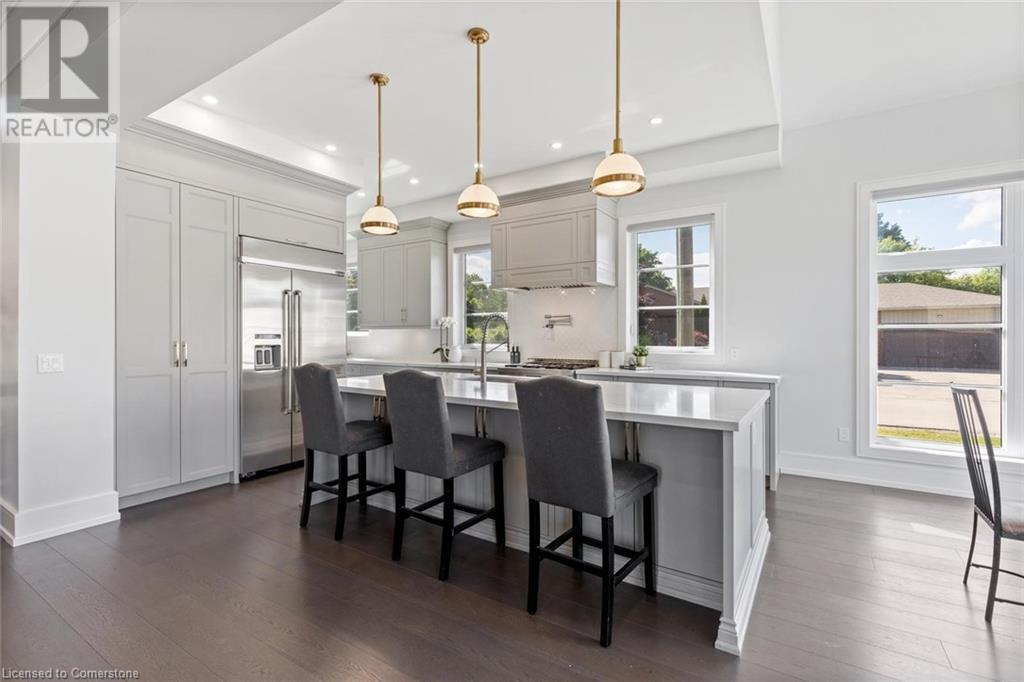 Photo 13 of 265 Woodale Avenue, Oakville ON