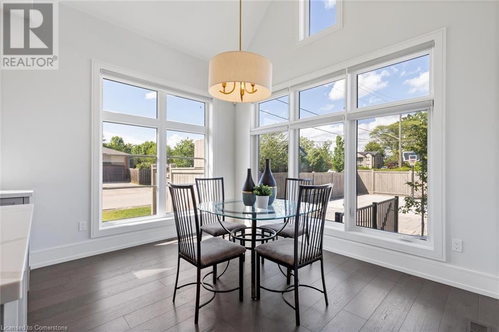 Photo 17 of 265 Woodale Avenue, Oakville ON