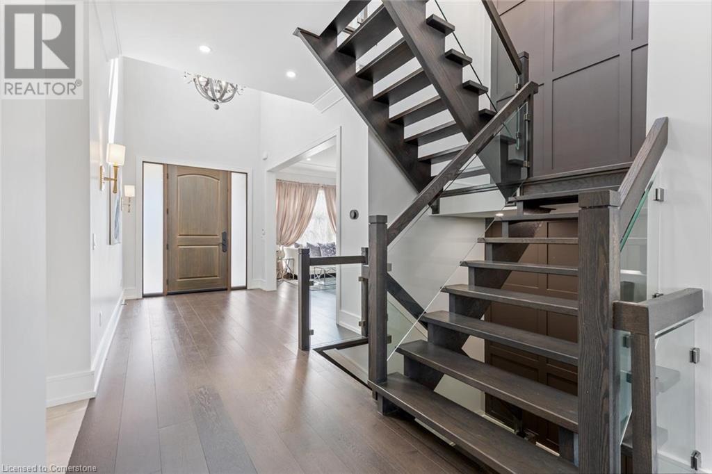 Photo 20 of 265 Woodale Avenue, Oakville ON
